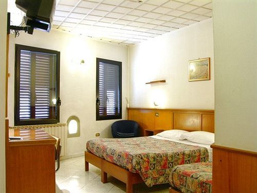Lorena Hotel Florencia